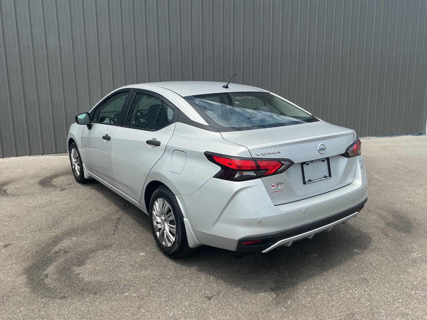 nissan versa sedan 2020 3N1CN8BV2LL807586 image nissan versa sedan 2020 3N1CN8BV2LL807586 image